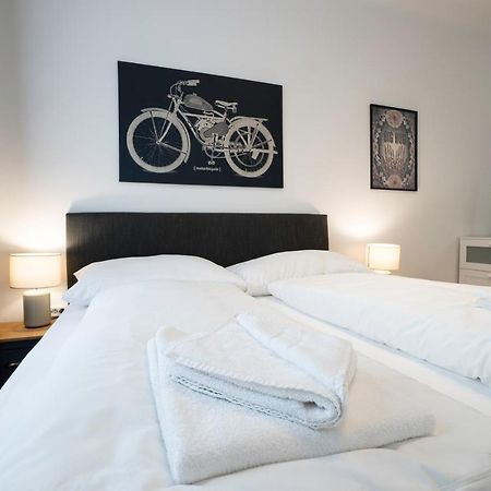 Experience Fresh Comfort In Our Brand-New Apartment In Vienna'S 17Th District エクステリア 写真