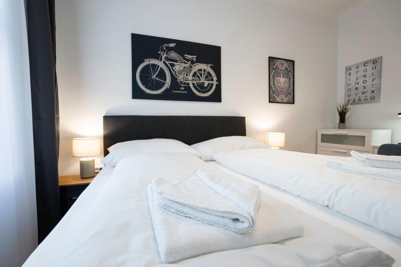 Experience Fresh Comfort In Our Brand-New Apartment In Vienna'S 17Th District エクステリア 写真
