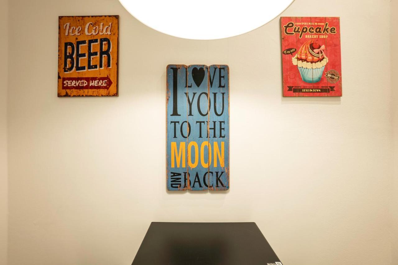 Experience Fresh Comfort In Our Brand-New Apartment In Vienna'S 17Th District エクステリア 写真