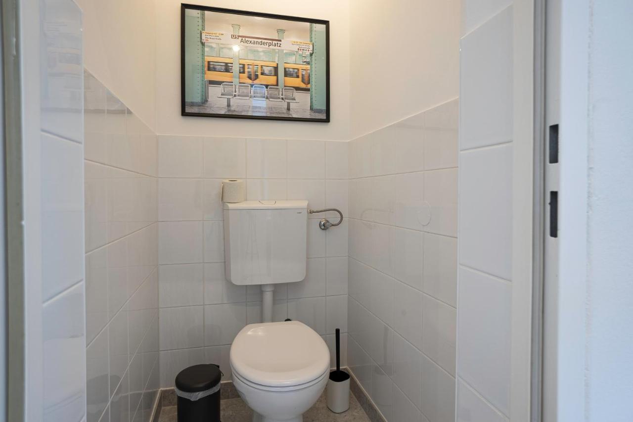Experience Fresh Comfort In Our Brand-New Apartment In Vienna'S 17Th District エクステリア 写真