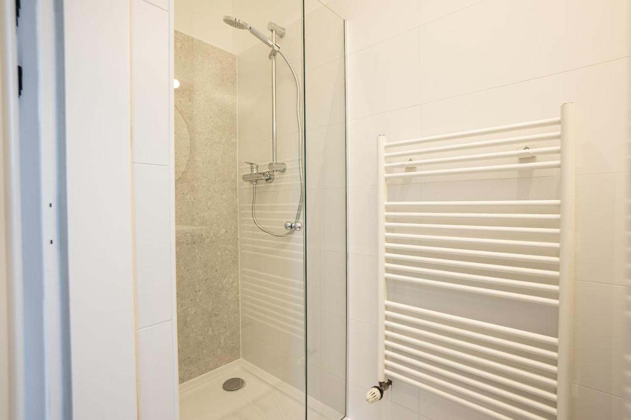 Experience Fresh Comfort In Our Brand-New Apartment In Vienna'S 17Th District エクステリア 写真